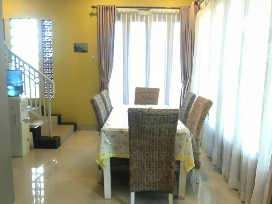 Villa Naumi Bandung Ngoại thất bức ảnh