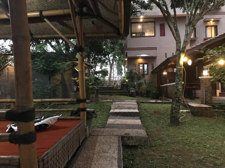 Villa Naumi Bandung Ngoại thất bức ảnh
