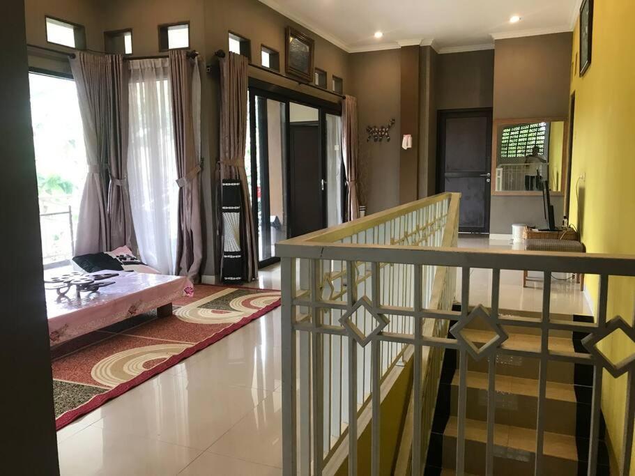 Villa Naumi Bandung Ngoại thất bức ảnh