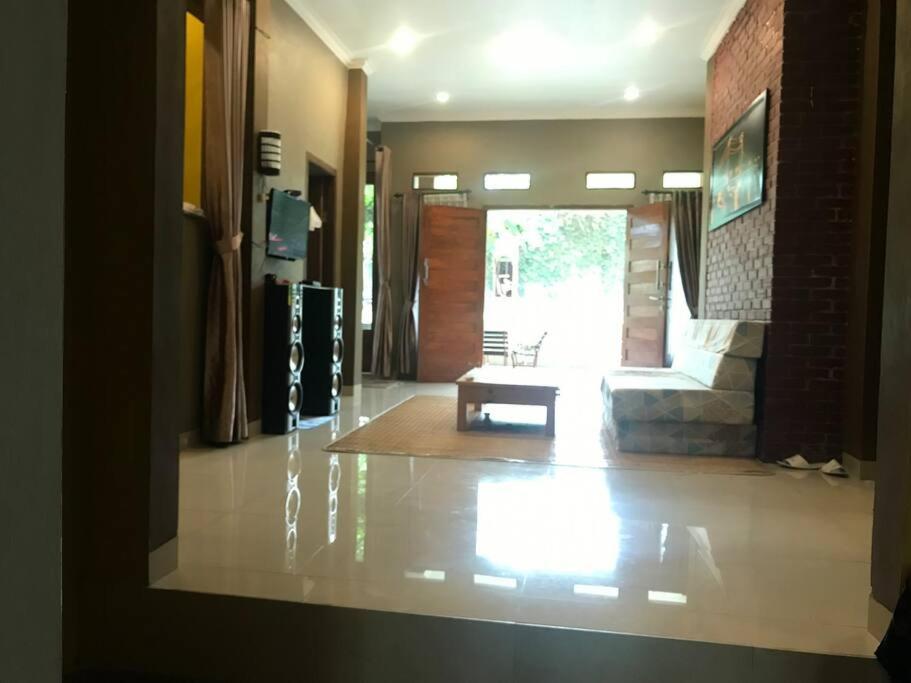 Villa Naumi Bandung Ngoại thất bức ảnh